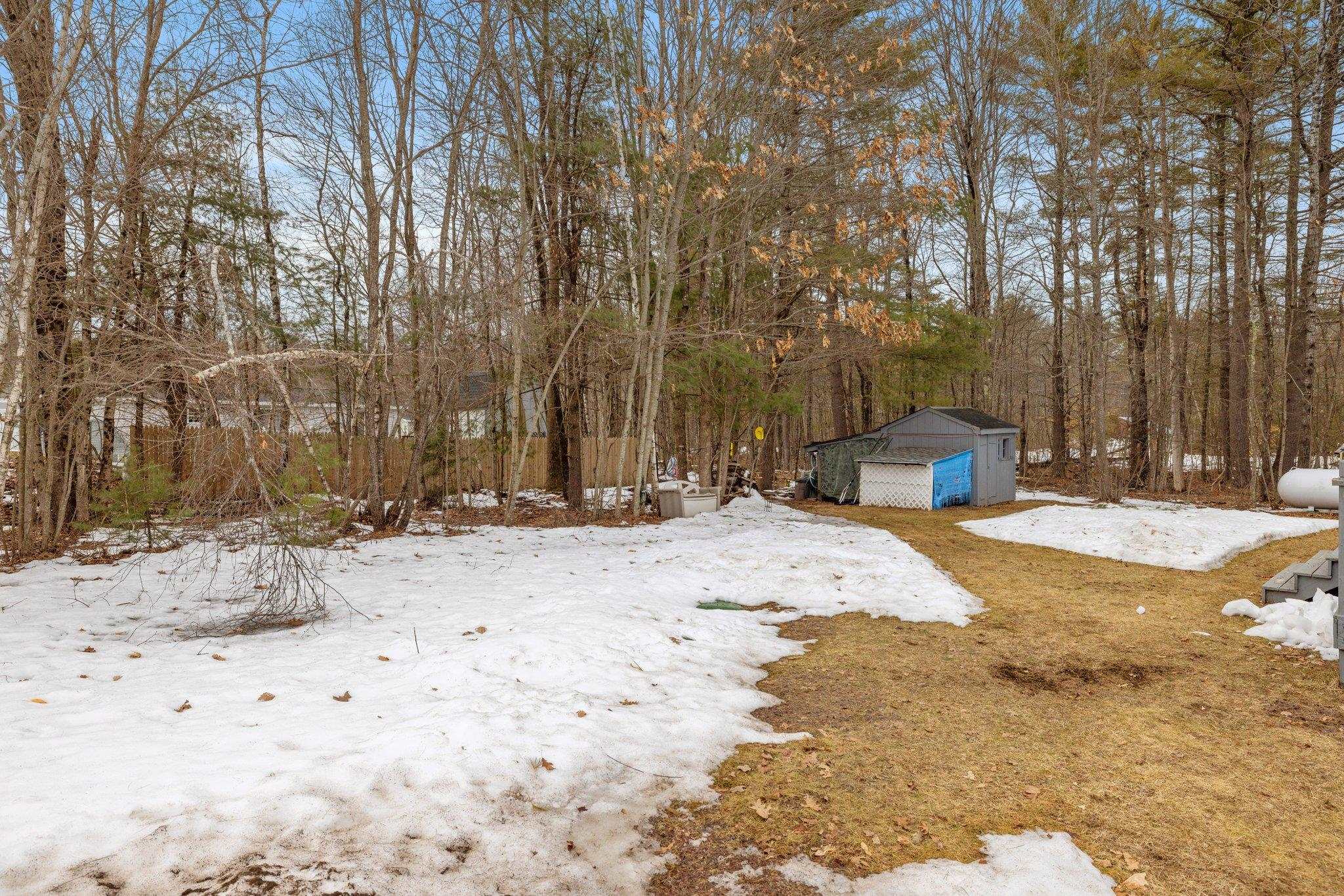 251 Fire Pond Road Hopkinton, NH 03229 - Photo 7 of 32