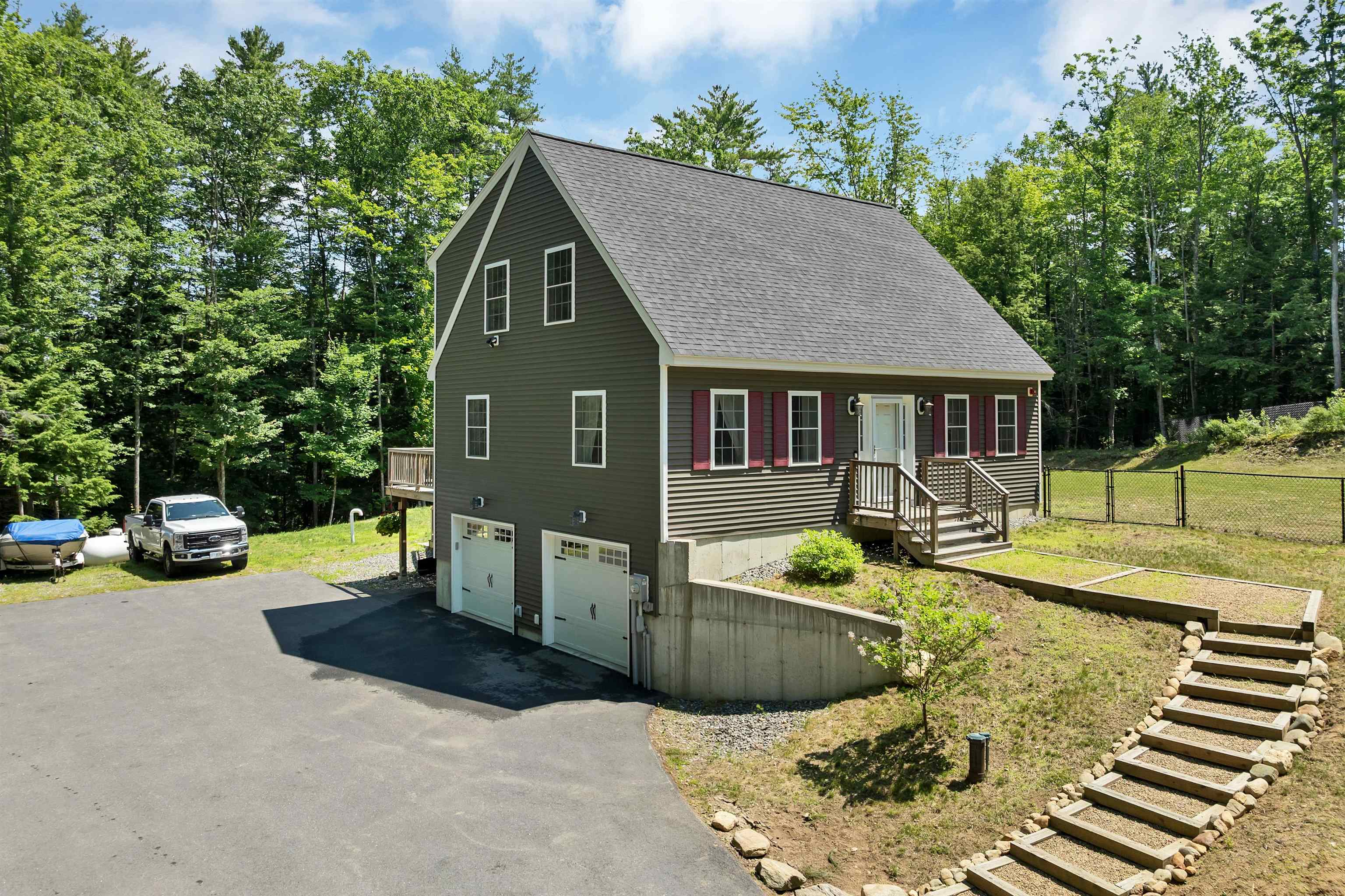 91 Horne Road Belmont, NH 03220 - Photo 1 of 38