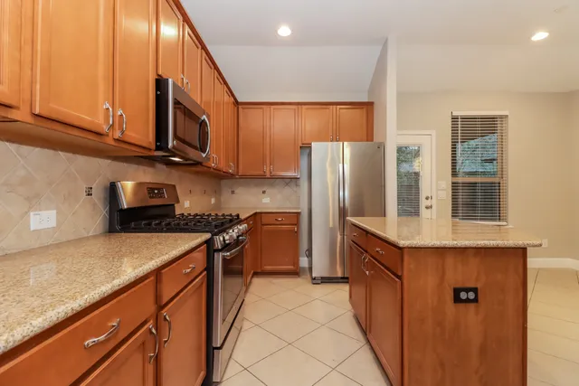 $2,090 | 17711 Browning Trace Lane, Richmond, TX 77407