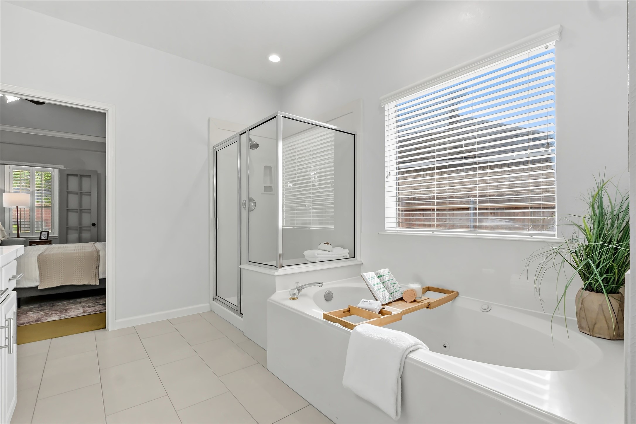3335 Woods Edge Drive Spring, TX 77388 - Photo 30 of 47 Primary Bath with Jet Tub and Sperate Bath