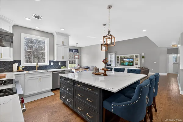 $859,000 | 75 Luthien Forrest Road, Rock Tavern, NY 12575