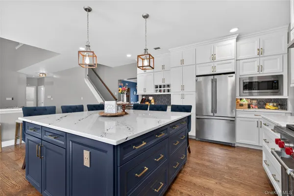 $859,000 | 75 Luthien Forrest Road, Rock Tavern, NY 12575