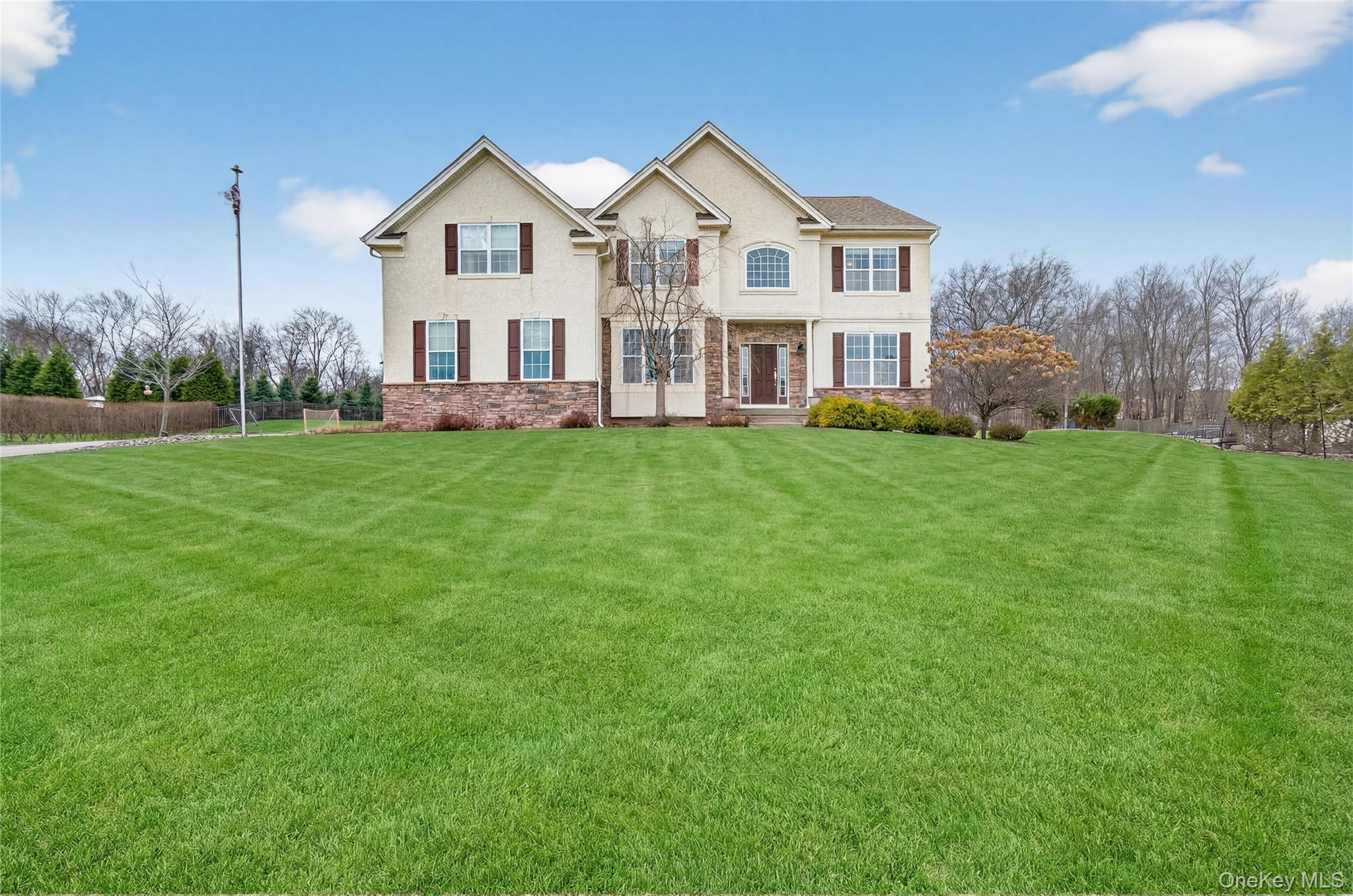 75 Luthien Forrest Road Rock Tavern, NY 12575 - Photo 4 of 49