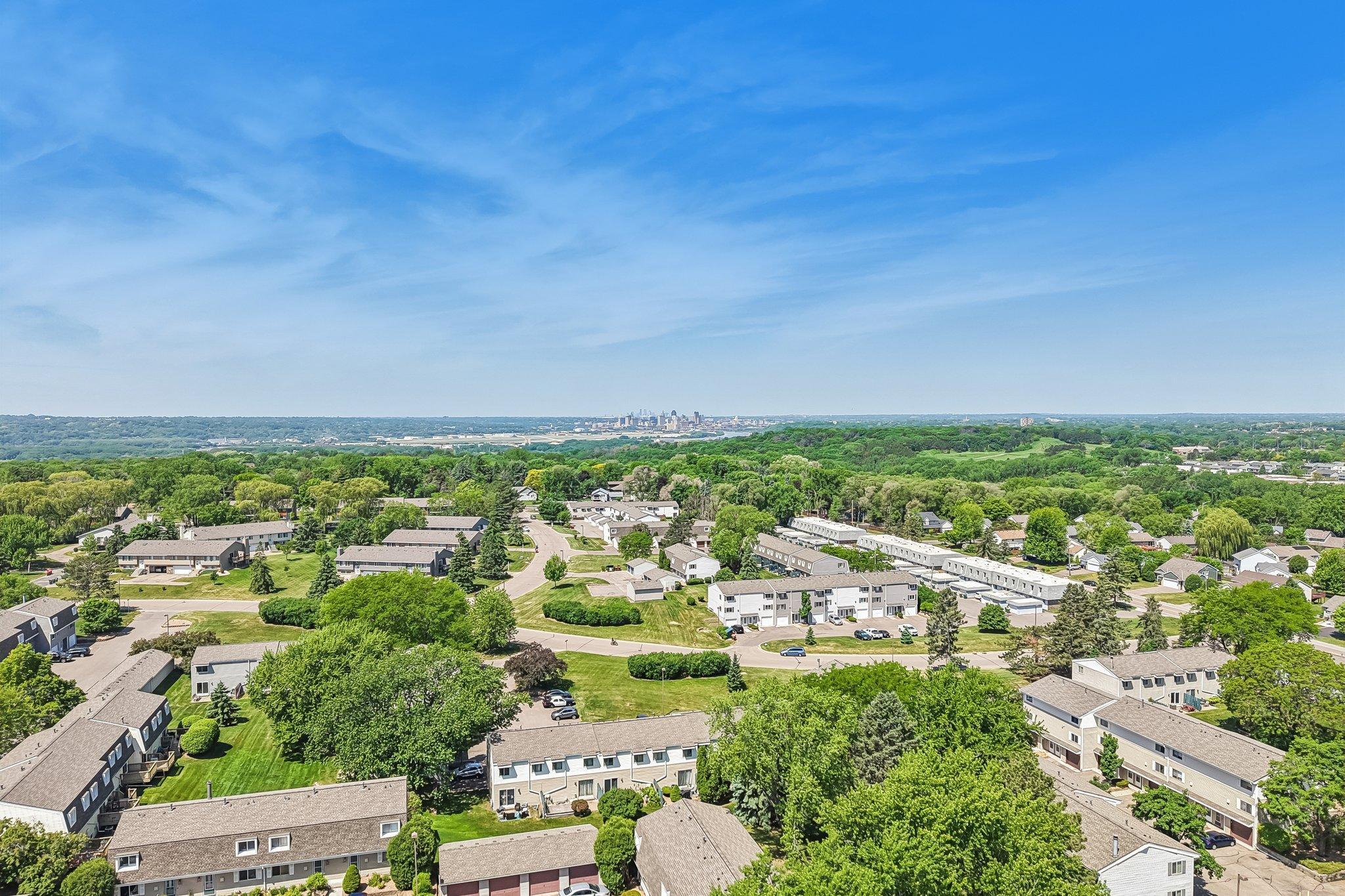 425 Crestview Drive South Maplewood, MN 55119 - Photo 73 of 82