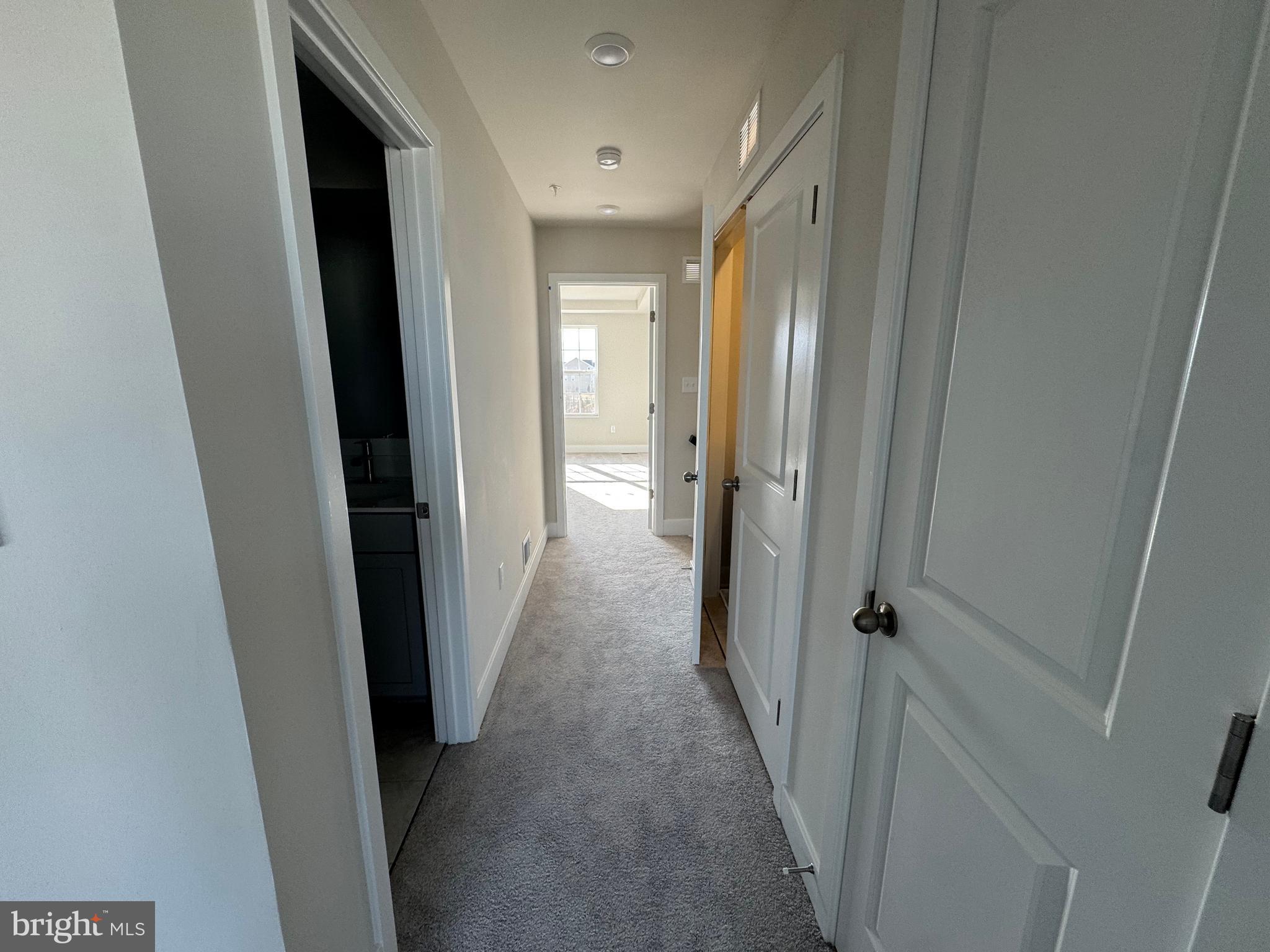 1826 Oxbow Road Baltimore, MD 21244 - Photo 23 of 34