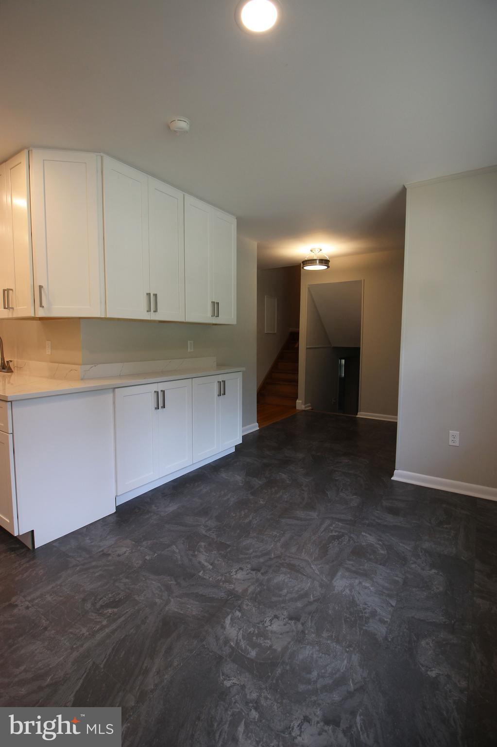 6211 Duntley Court Springfield, VA 22152 - Photo 13 of 53