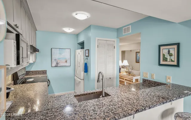 $424,900 | 6 Harbor Drive, Unit M116, Harbor Island, SC 29920