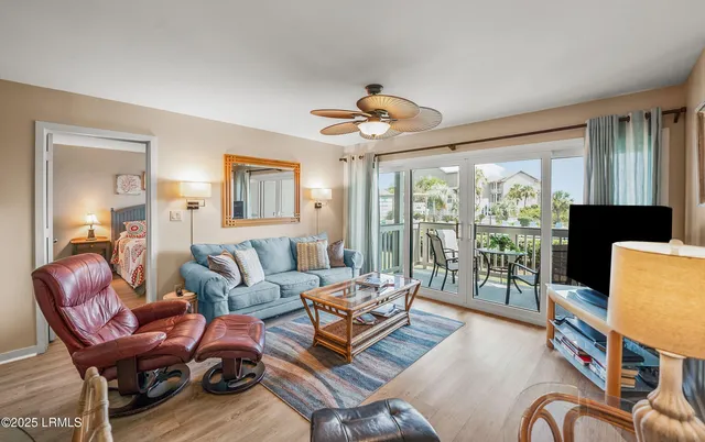 $424,900 | 6 Harbor Drive, Unit M116, Harbor Island, SC 29920