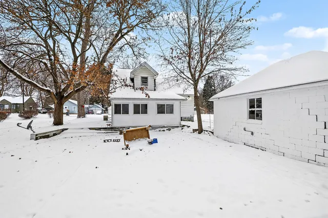 $270,100 | 314 Chippewa Street, Buchanan, MI 49107