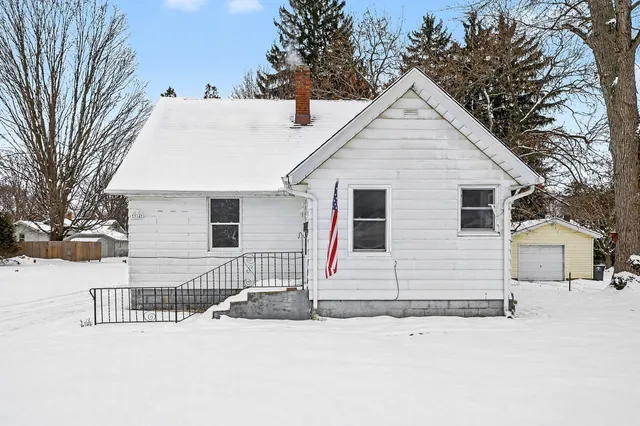 $270,100 | 314 Chippewa Street, Buchanan, MI 49107