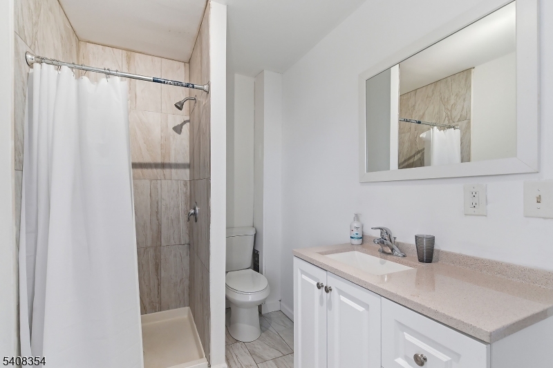 233 Ellis Street Burlington, NJ 08016 - Photo 30 of 43