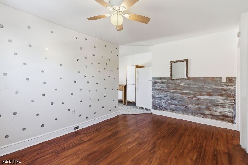 233 Ellis Street Burlington, NJ 08016 - Photo 32 of 43