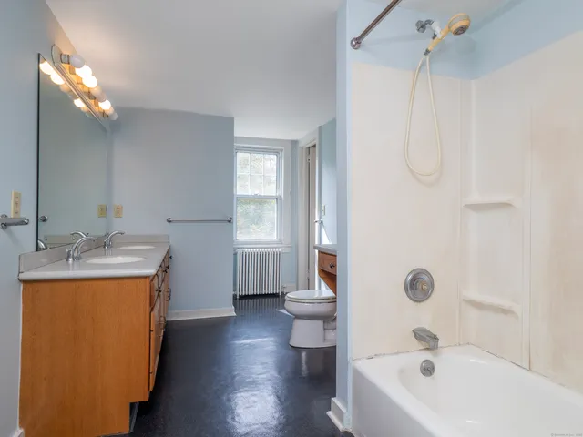 $1,059,000 | 35 Ramapoo Road, Ridgefield, CT 06877