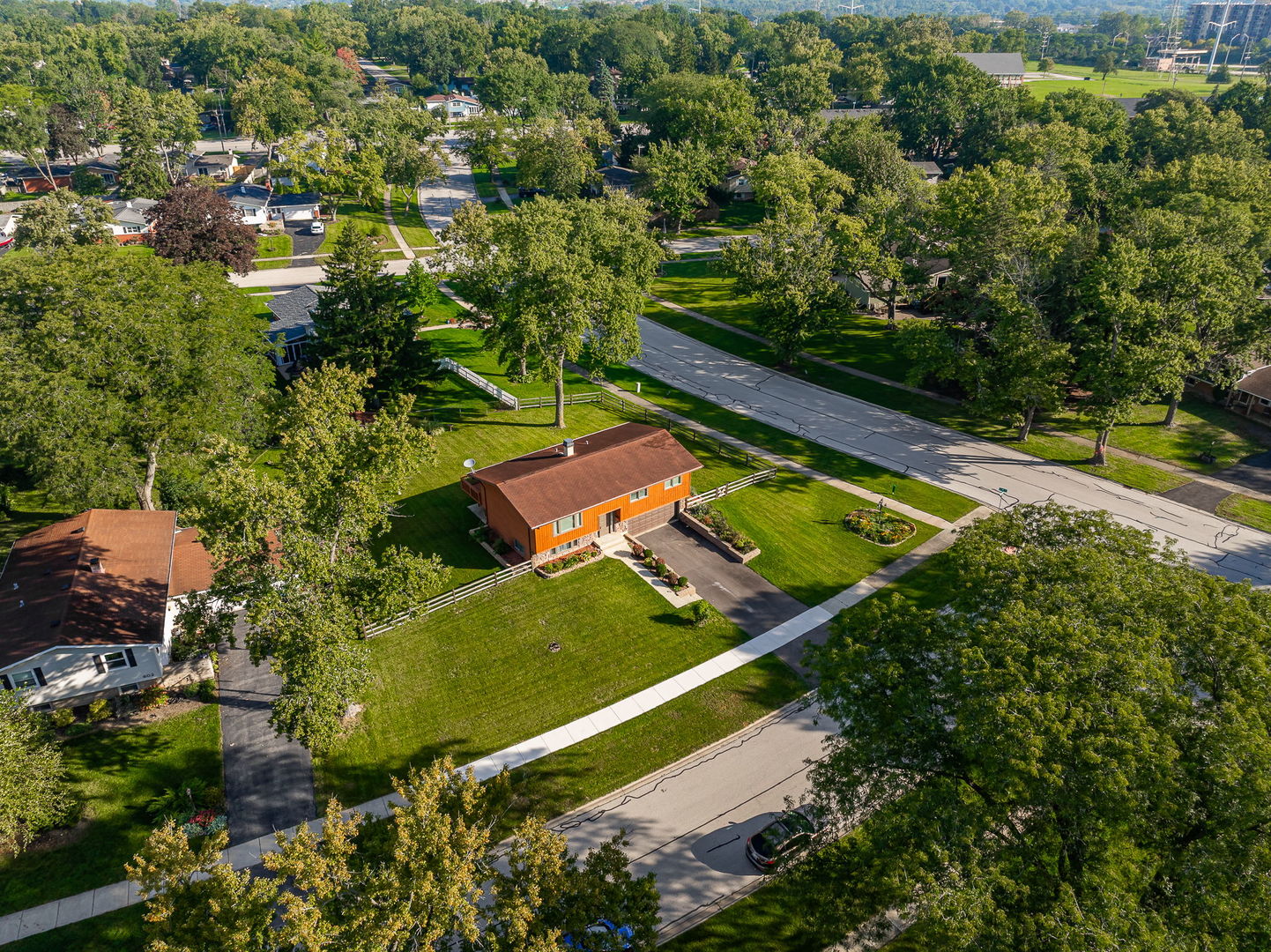 588 Kohley Road Lisle, IL 60532 - Photo 20 of 34 Gallery Image 20