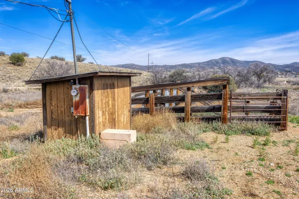 $2,500,000 | 1448 South State Route 69, Dewey, AZ 86327