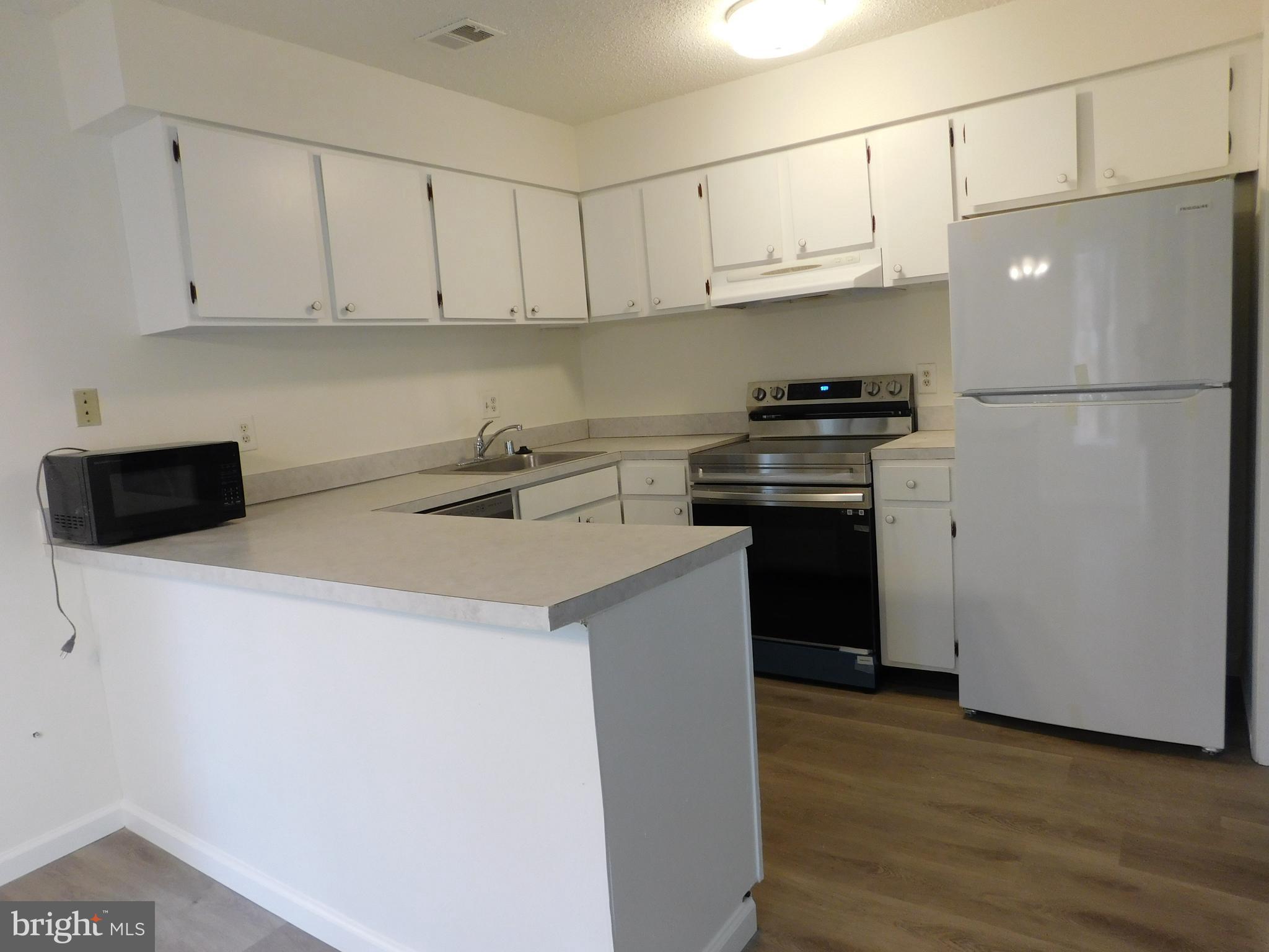 2130 Cartwright Place Reston, VA 20191 - Photo 8 of 25