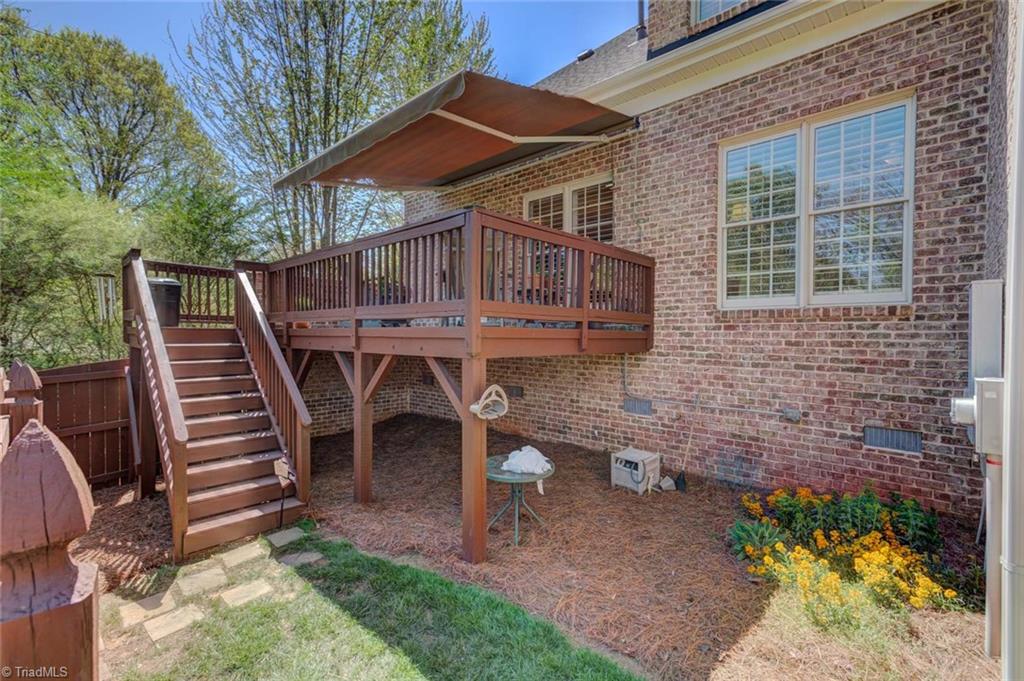 5909 Ballinger Road, Unit D Greensboro, NC 27410 - Photo 27 of 30 Privacy fenced backyard