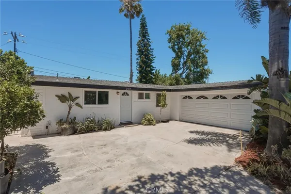 $1,249,999 | 2107 Pomona Avenue, Costa Mesa, CA 92627