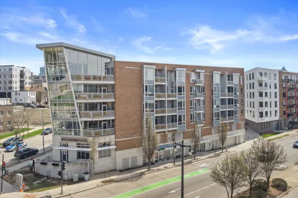 $215,000 | 1541 North Jefferson Street, Unit 405, Milwaukee, WI 53202