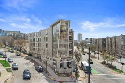 $215,000 | 1541 North Jefferson Street, Unit 405, Milwaukee, WI 53202