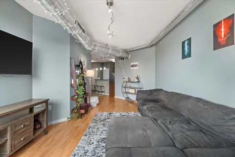 $215,000 | 1541 North Jefferson Street, Unit 405, Milwaukee, WI 53202