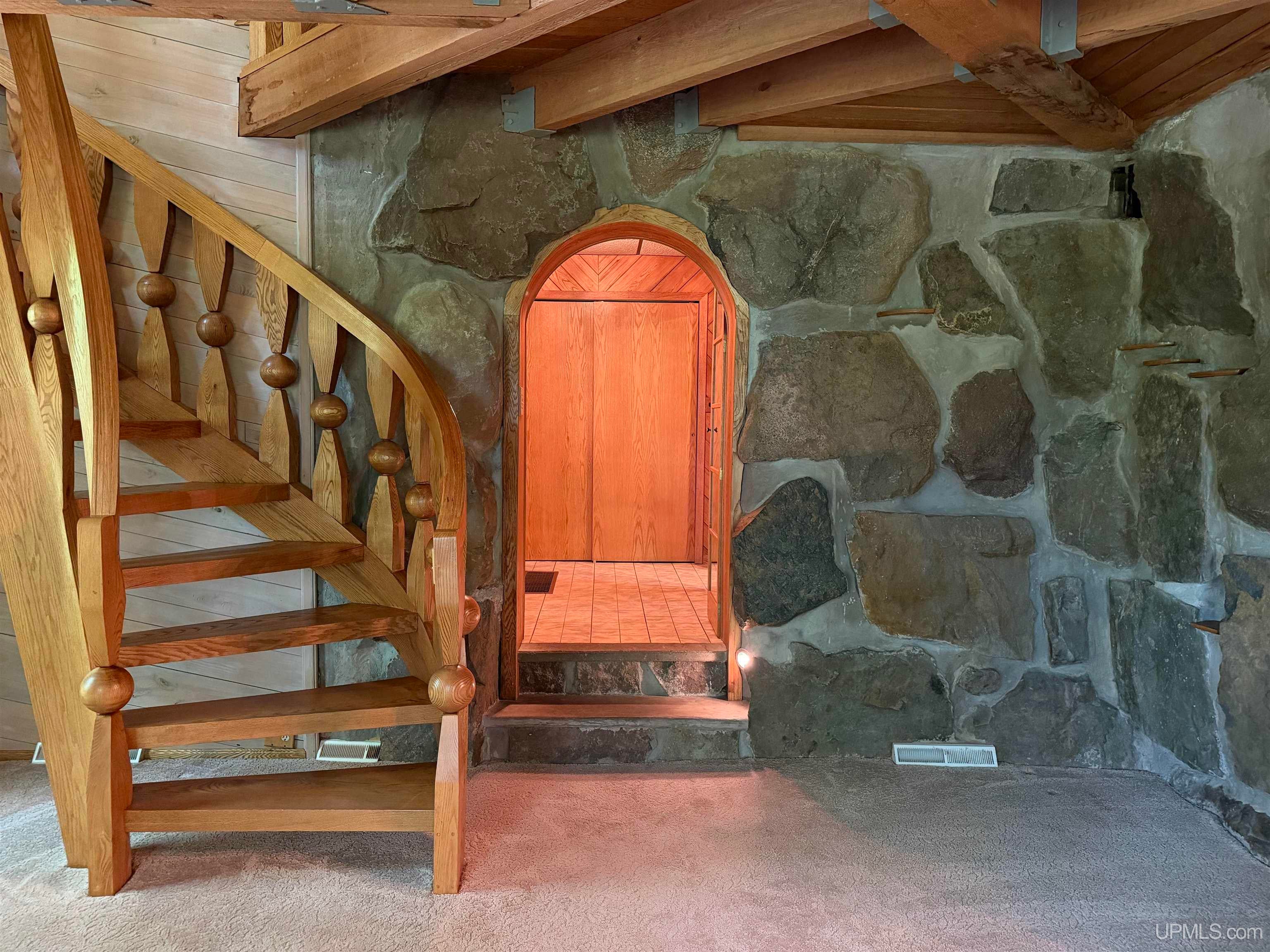 E4901 Slade Road Ironwood, MI 49938 - Photo 17 of 65 Gallery Image 17