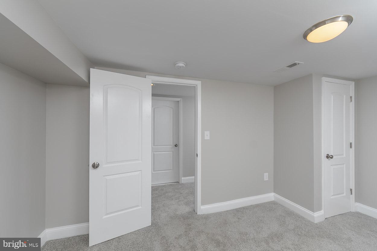 1439 Stonewood Road Baltimore, MD 21239 - Photo 16 of 22