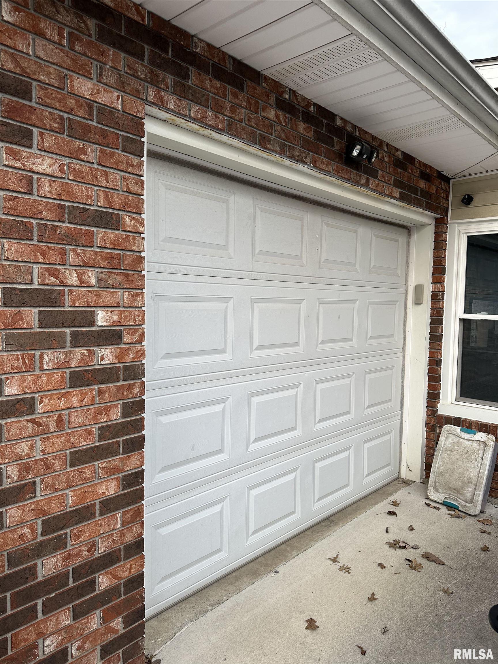 205 Benedict Street Valier, IL 62891 - Photo 7 of 32 Gallery Image 7