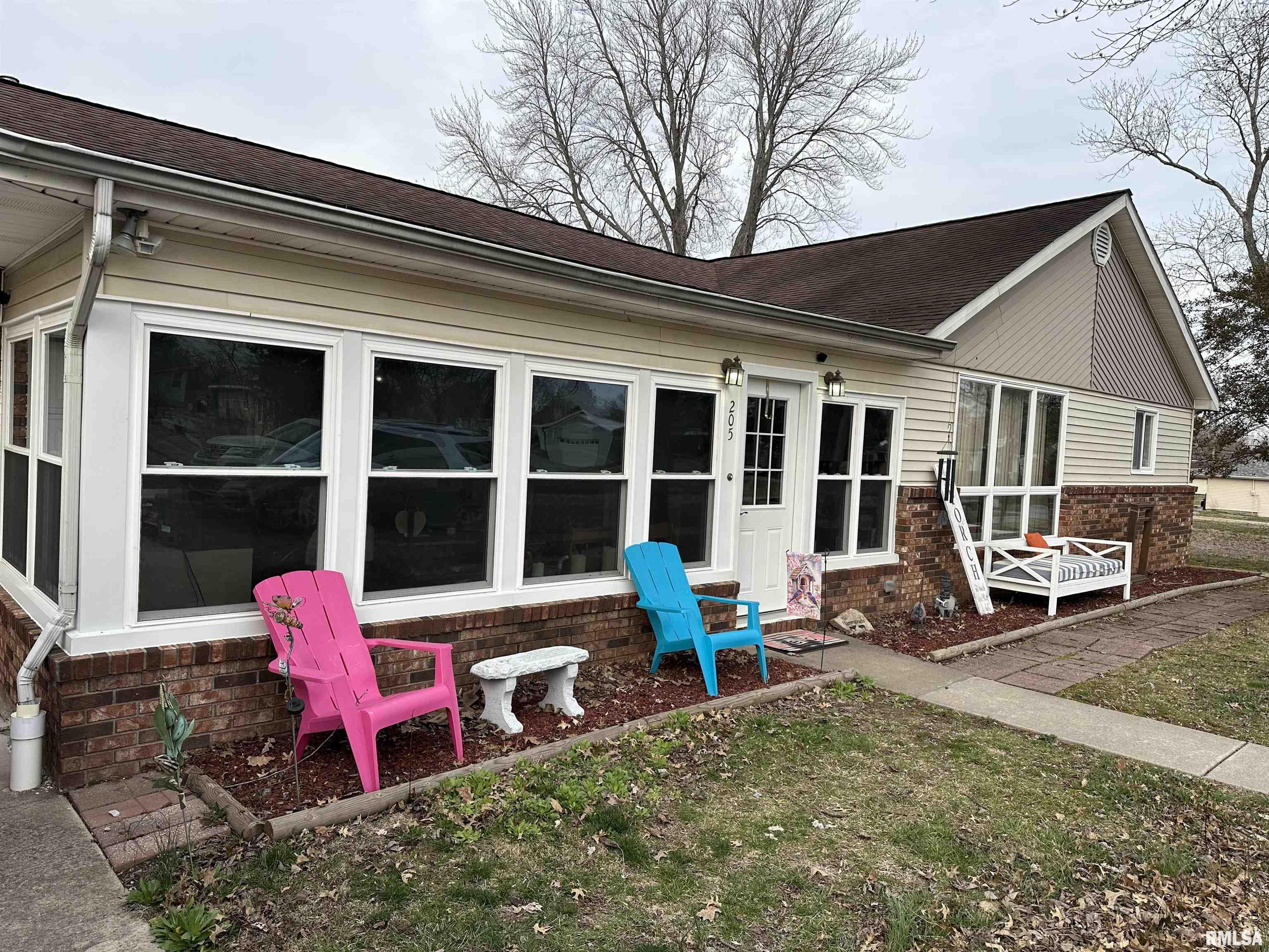 205 Benedict Street Valier, IL 62891 - Photo 8 of 32 Gallery Image 8