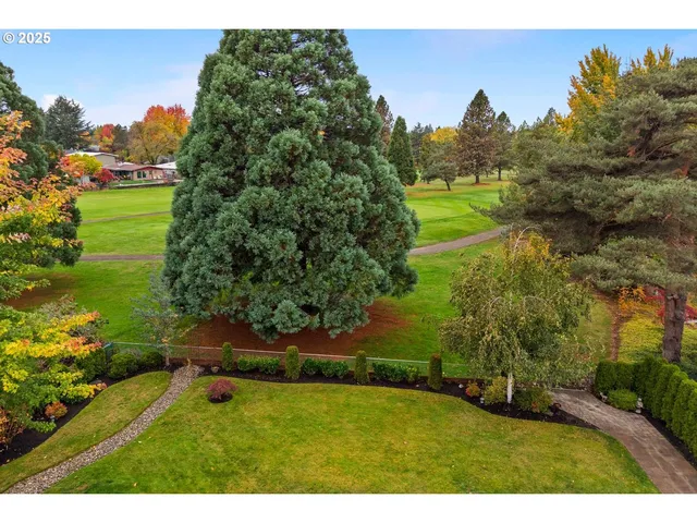 $649,000 | 4525 Northwest Columbia Avenue, Portland, OR 97229