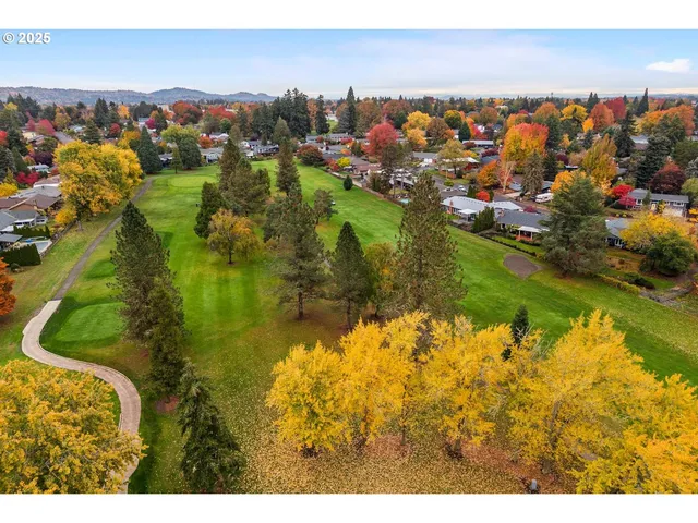 $649,000 | 4525 Northwest Columbia Avenue, Portland, OR 97229