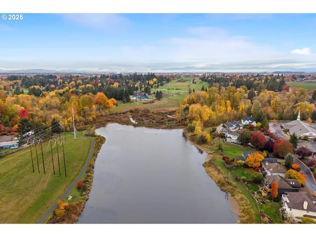 $649,000 | 4525 Northwest Columbia Avenue, Portland, OR 97229