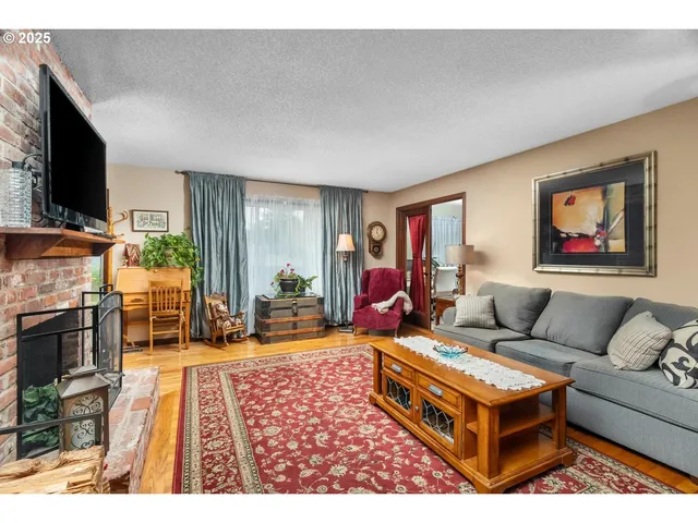 $649,000 | 4525 Northwest Columbia Avenue, Portland, OR 97229