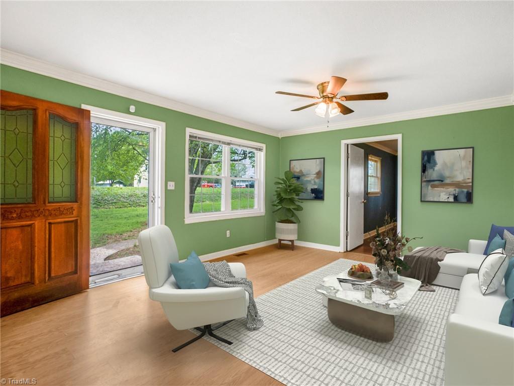 371 Turner Road Lexington, NC 27292 - Photo 3 of 17 Living room virtually staged