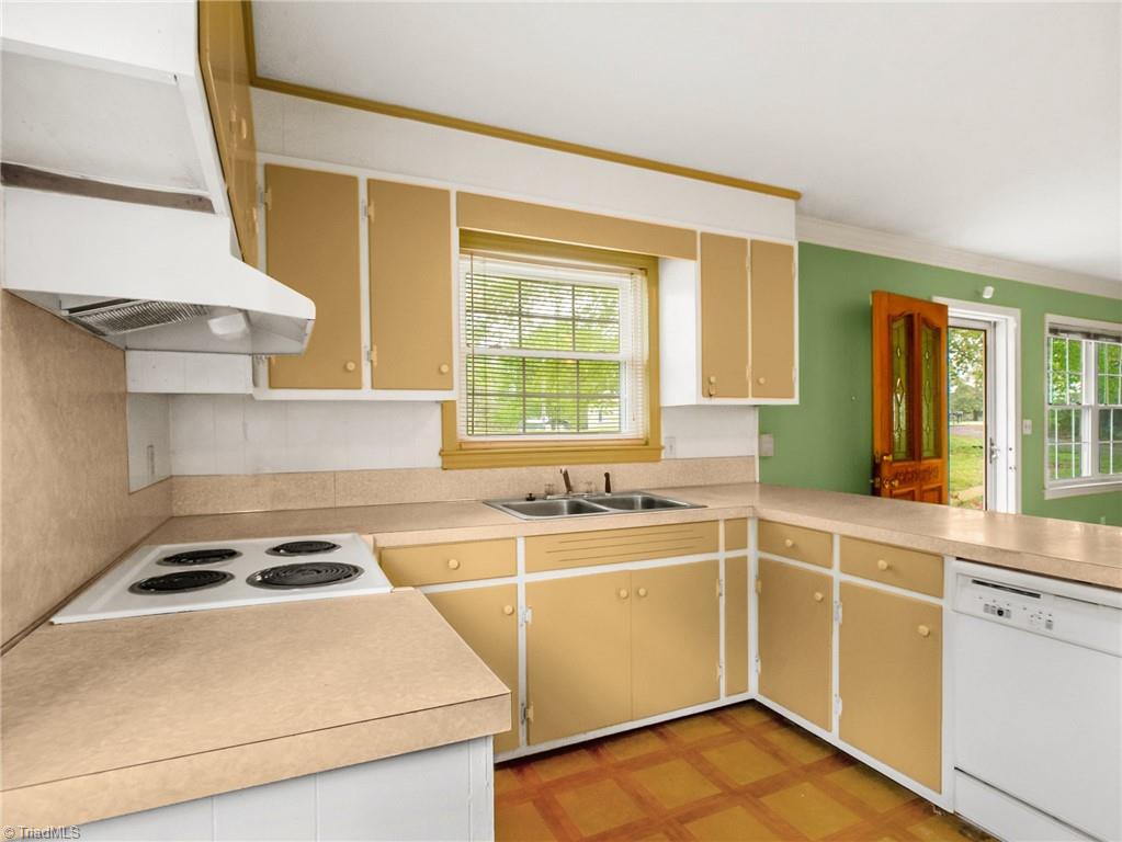 371 Turner Road Lexington, NC 27292 - Photo 7 of 17 Gallery Image 7
