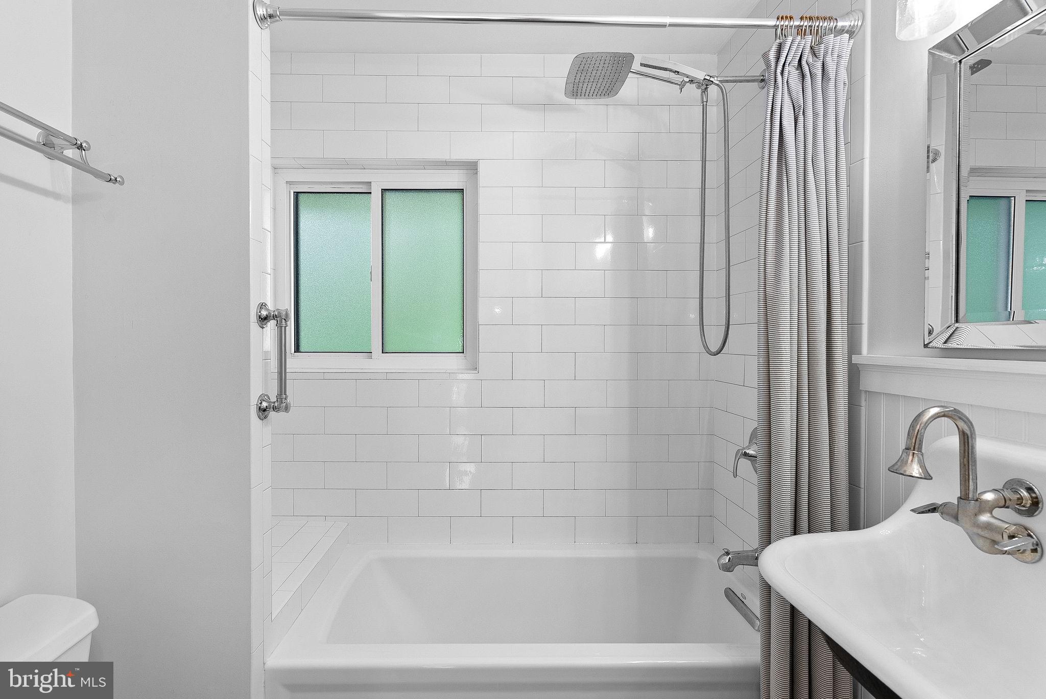 11986 Barrel Cooper Court Reston, VA 20191 - Photo 32 of 45