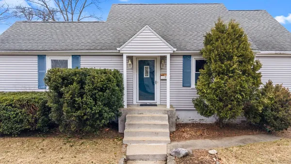 $455,000 | 2 Whitman Street, Smithfield, RI 02917