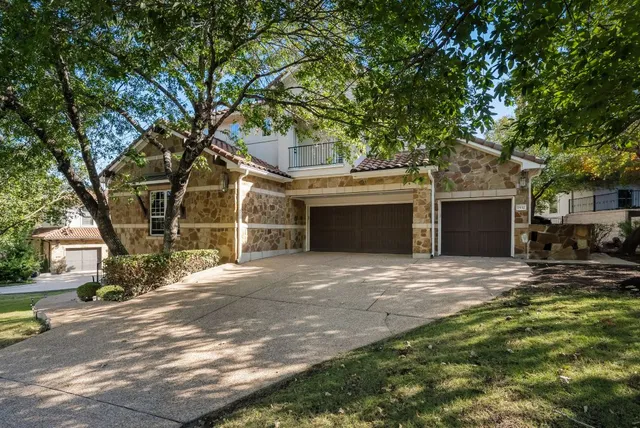 $2,000,000 | 1932 Wimberly Lane, Austin, TX 78735