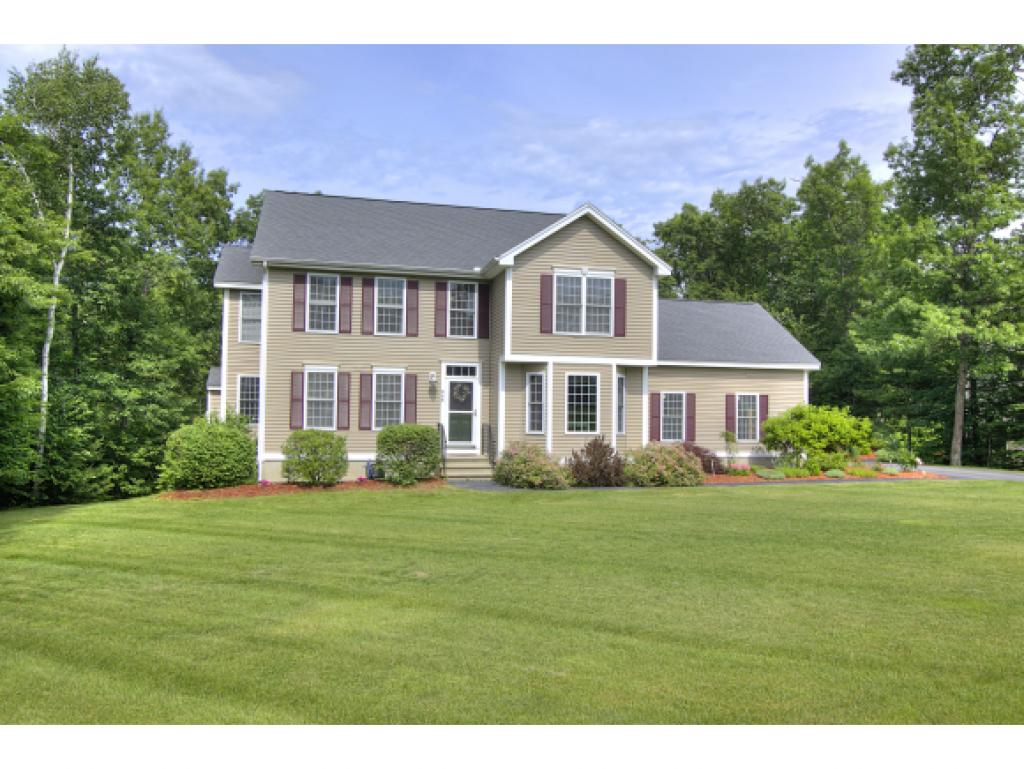 868 Bryant Road Manchester, NH 03109 - Photo 1 of 27
