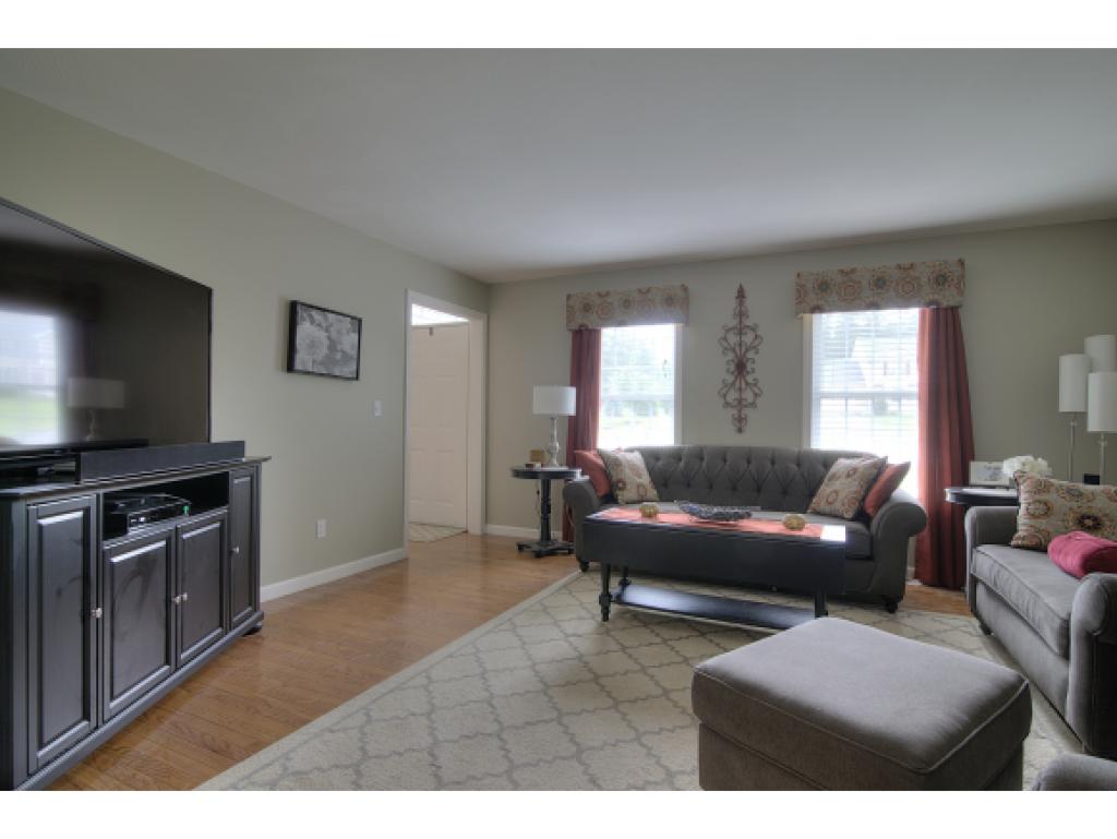 868 Bryant Road Manchester, NH 03109 - Photo 10 of 27