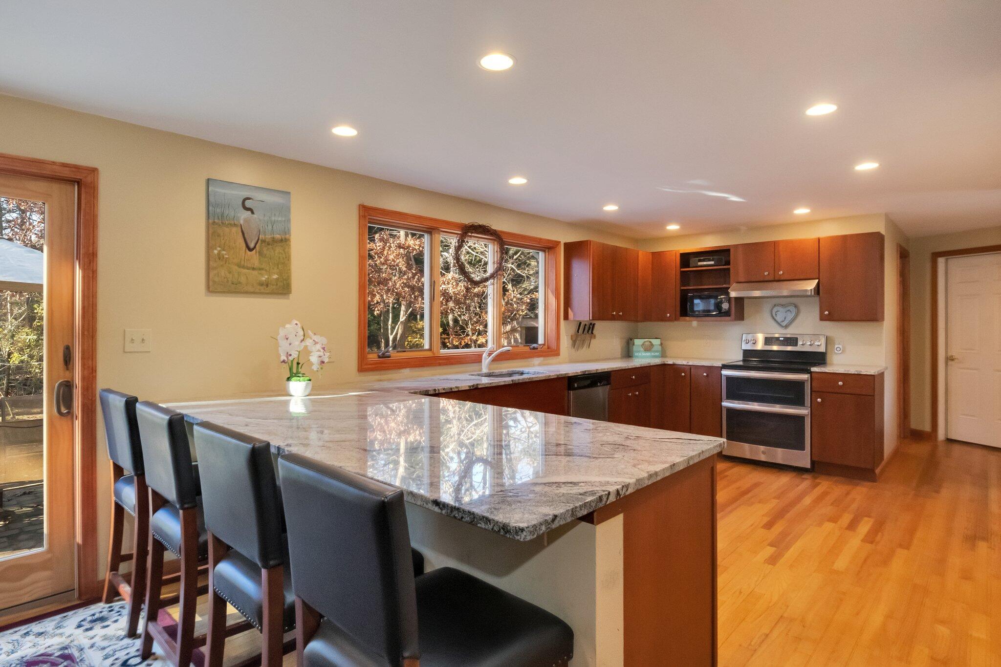 55 Briggs Field Road Eastham, MA 02642 - Photo 6 of 43 web_55briggs-10