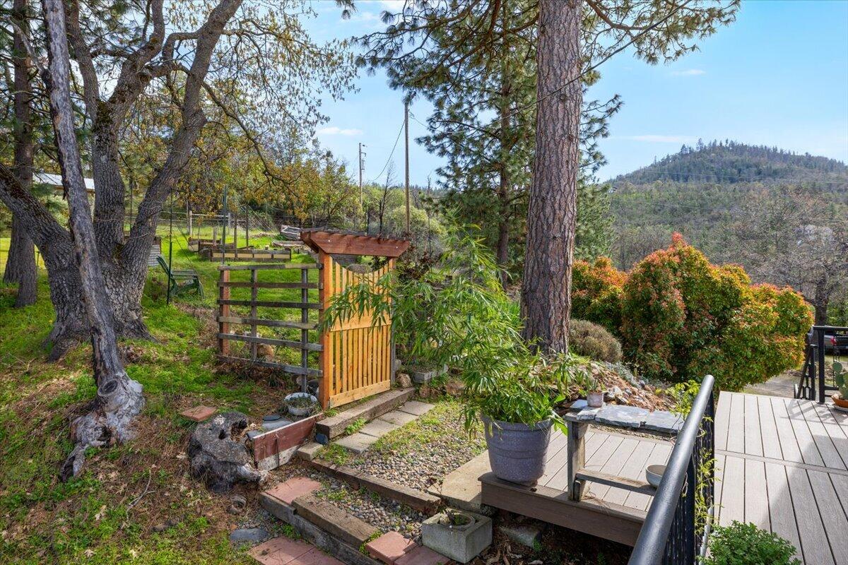 345 Carmen Road Talent, OR 97540 - Photo 5 of 26 13-CI_2967