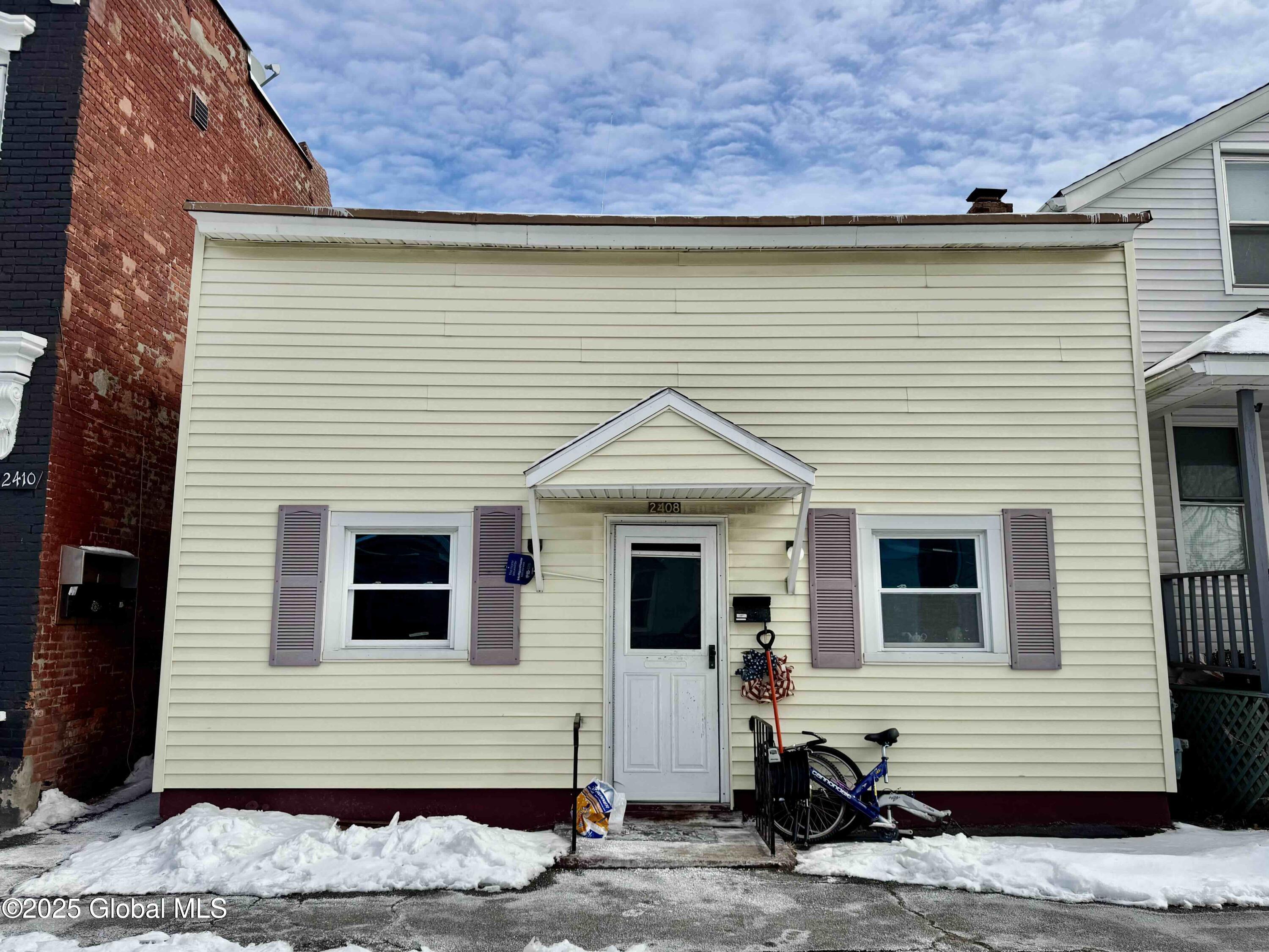 2408 3rd Avenue Watervliet, NY 12189 - Photo 1 of 19 18 4