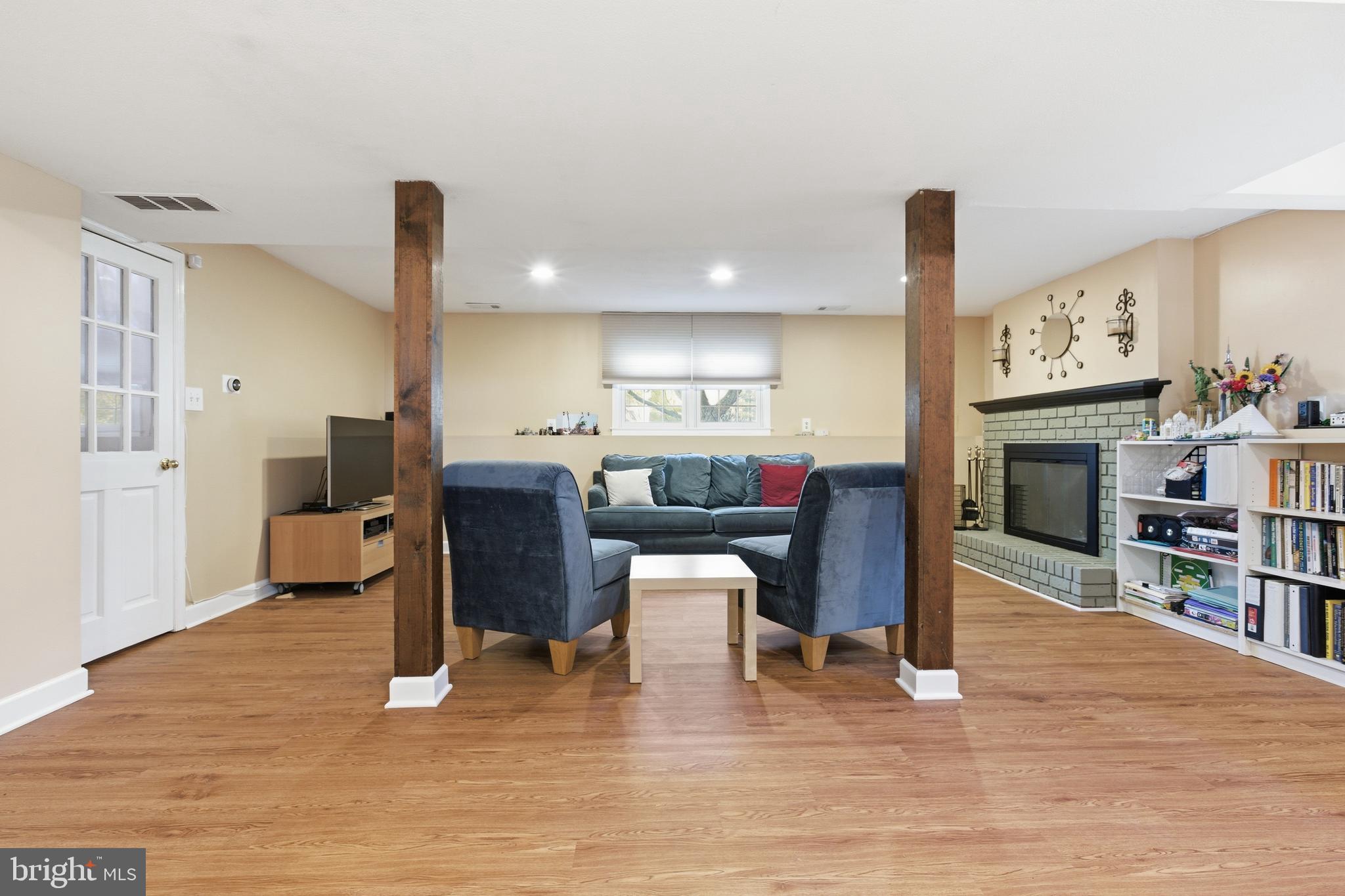 194 Bull Run Road Ewing, NJ 08638 - Photo 24 of 29 Gallery Image 24