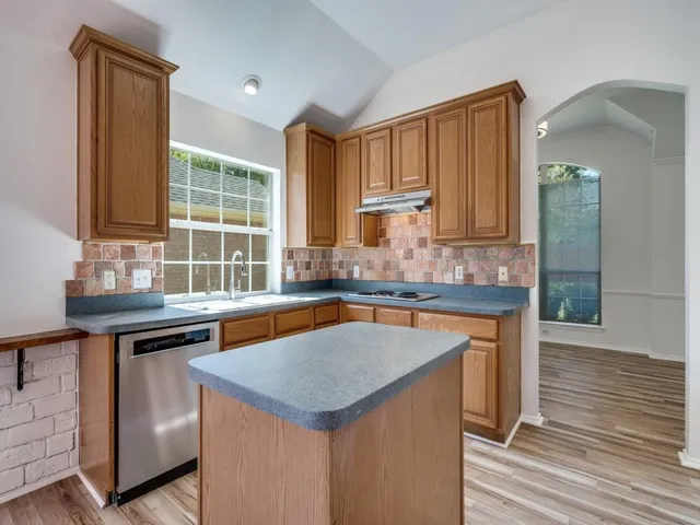 $428,000 | 8724 Clearview Court, Plano, TX 75025