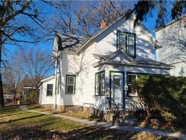 $233,000 | 1027 6th Avenue South, St. Cloud, MN 56301