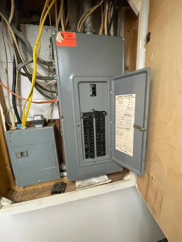 $233,000 | 1027 6th Avenue South, St. Cloud, MN 56301