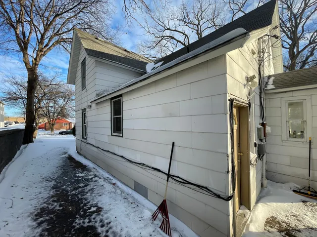 $233,000 | 1027 6th Avenue South, St. Cloud, MN 56301