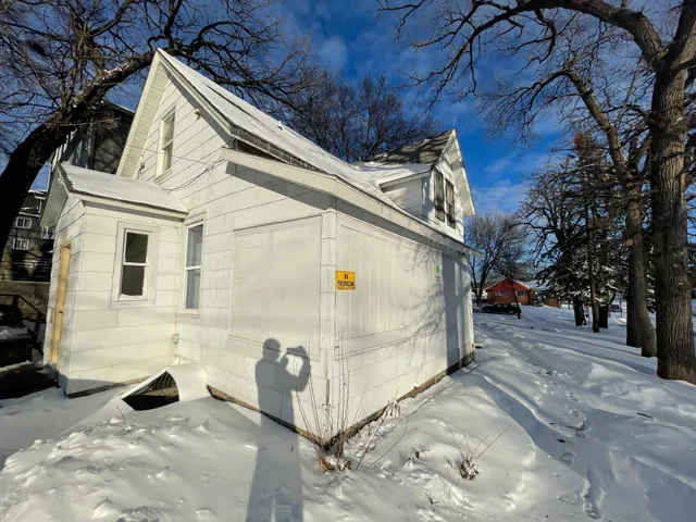 $233,000 | 1027 6th Avenue South, St. Cloud, MN 56301