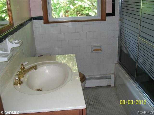 7920 North Courthouse Road New Kent, VA 23124 - Photo 4 of 10 Bathroom - bathroom view